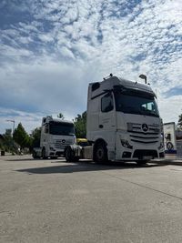 LL Actros